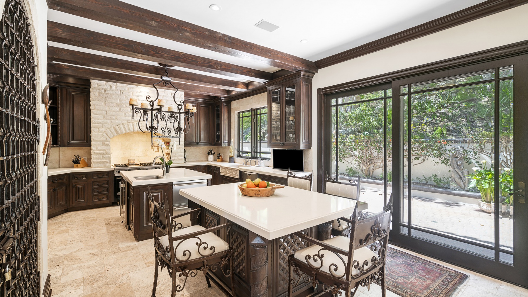 07-KITCHEN-2560