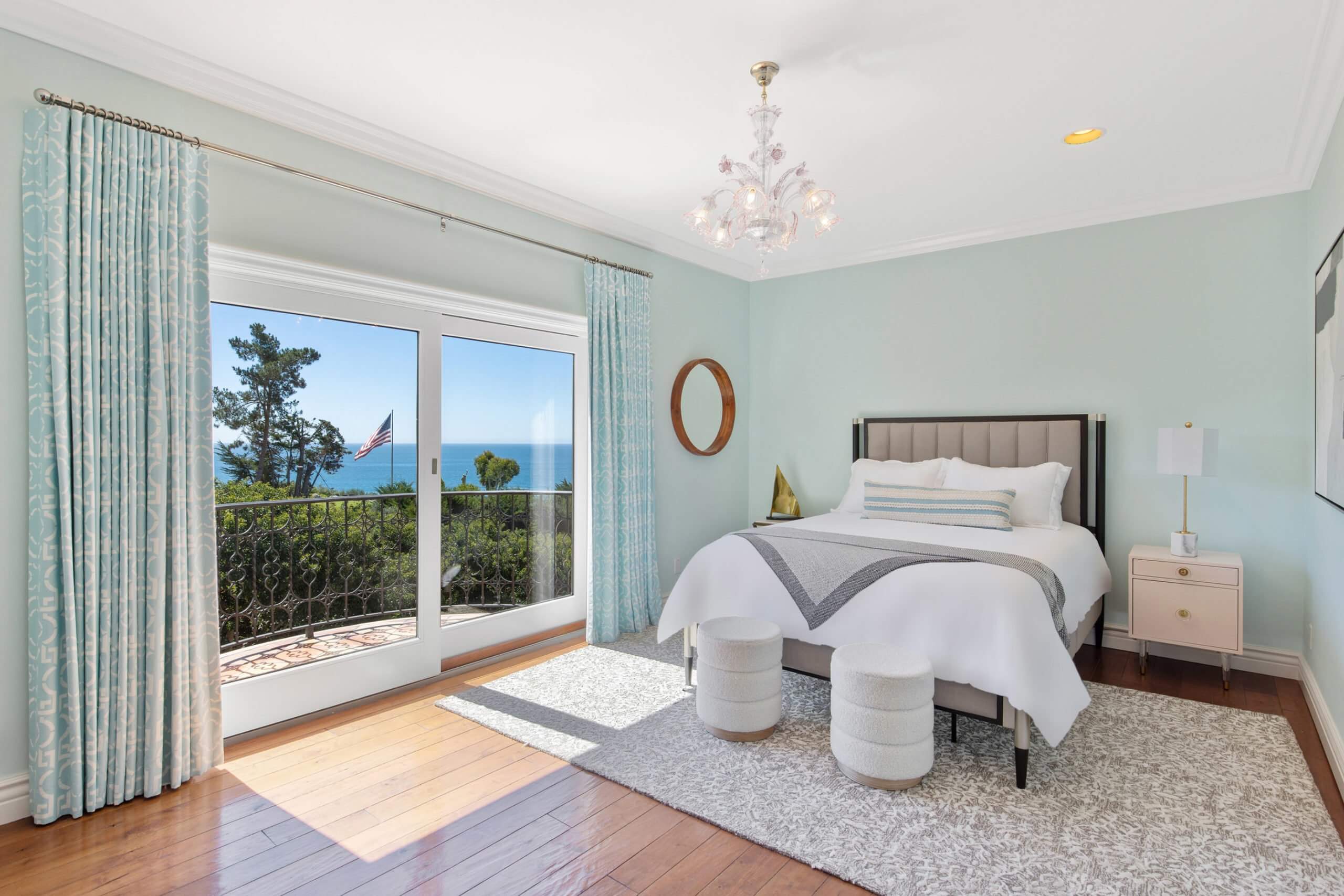 11-luxurious-accommodations